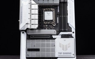 TUF GAMING Z790-BTF WIFI和RTX 4070 Ti SUPER BTF开箱评测