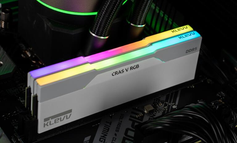 KLEVV CRAS V RGB DDR5 6400MT/s晶灿白內存开箱测试-第5张图片-装机笔记