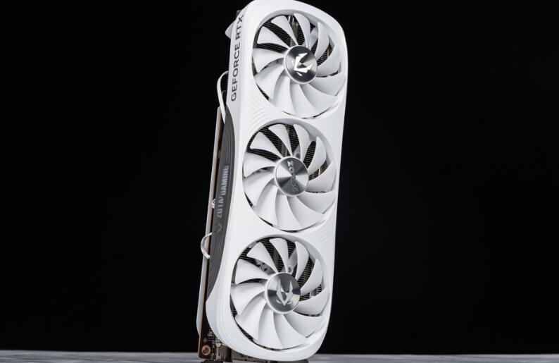 ZOTAC GAMING RTX4080Super 16GB TRINITY OC WHITE开箱评测-第3张图片-装机笔记