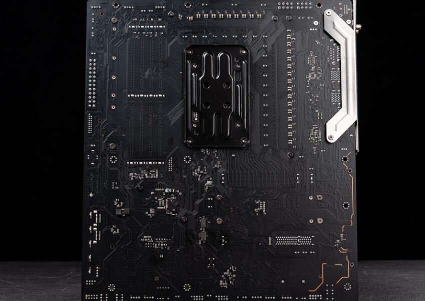 ASRock B650E Taichi Lite主板开箱评测（b650主板参数）-第3张图片-装机笔记