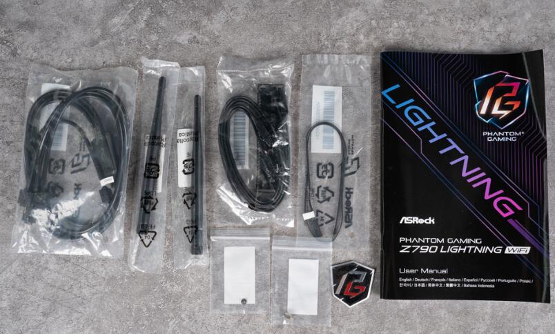 ASRock PHANTOM GAMING Z790 Lightning WiFi主板开箱评测（790fx主板）-第11张图片-装机笔记