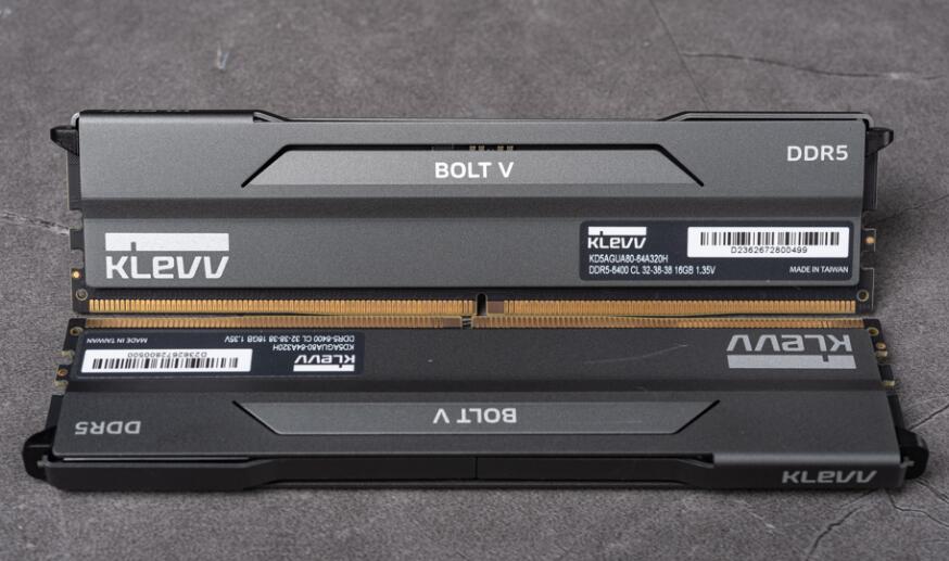 KLEVV BOLT V DDR5 6400MT/s 16GBx2內存开箱评测-第4张图片-装机笔记