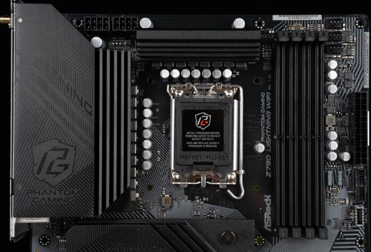 ASRock PHANTOM GAMING Z790 Lightning WiFi主板开箱评测（790fx主板）-第4张图片-装机笔记