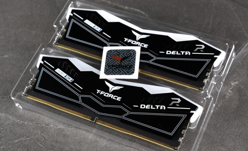 十铨T-FORCE DELTA RGB DDR5 7200MT/s 24GBx2內存开箱评测-第3张图片-装机笔记